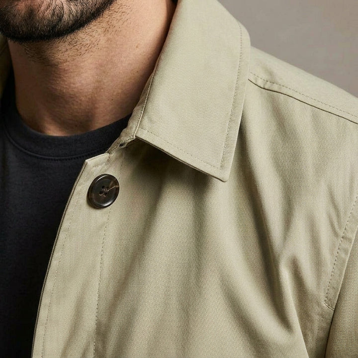 Everett Mac Coat, collar and lapel detail