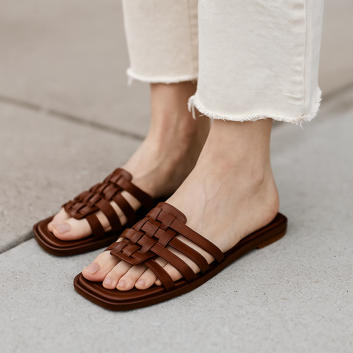 Calabrio Woven Slippers