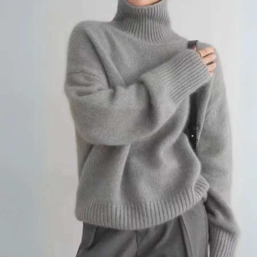 Serenne Cashmere Turtleneck Sweater