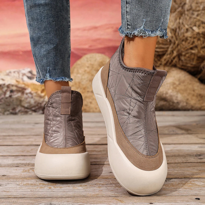 Fiora Fleece Ankle Boots