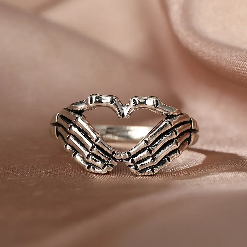 Heart of Shadows Ring