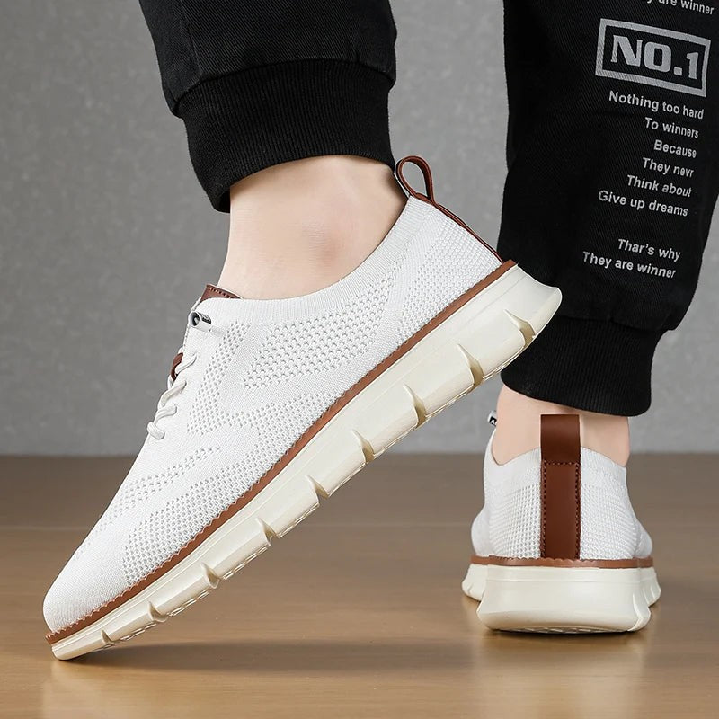 Apex Knit Running Sneakers