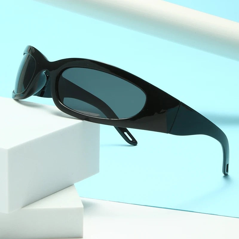 Flux Sunglasses - Black / Midnight