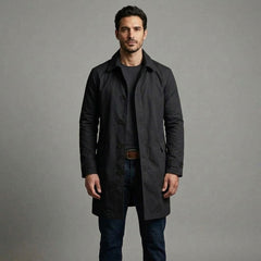 Everett Mac Coat in black, full length