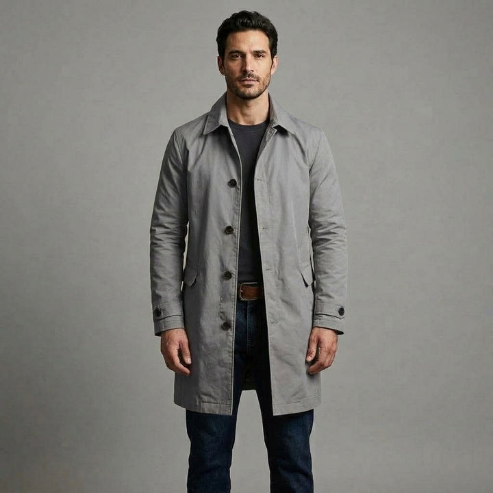 Everett Mac Coat in grey, full length