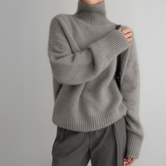Serenne 100% Cashmere Turtleneck Sweater