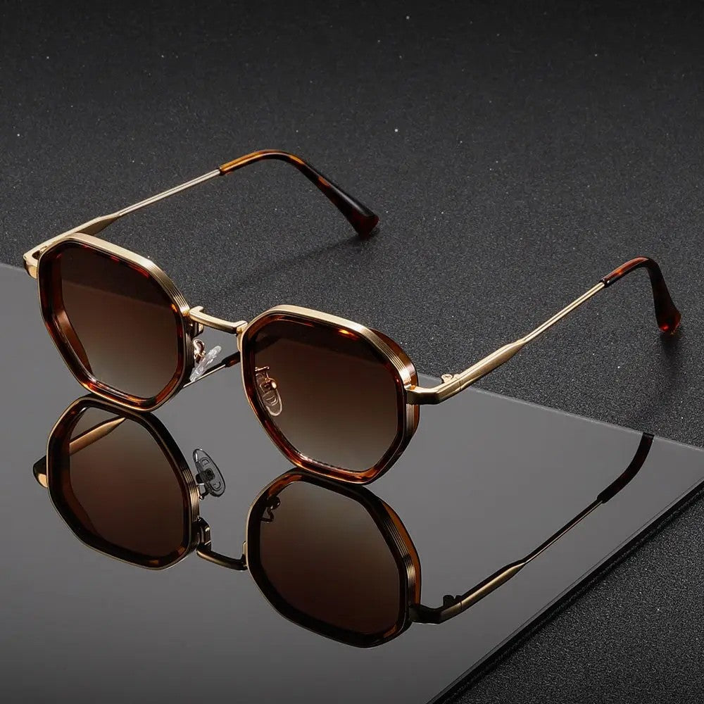 Horizon Sunglasses - Gold / Amber Fade