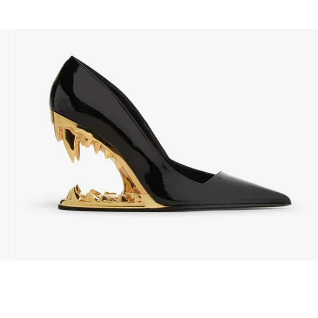 Selvia Fang Pointed Heels