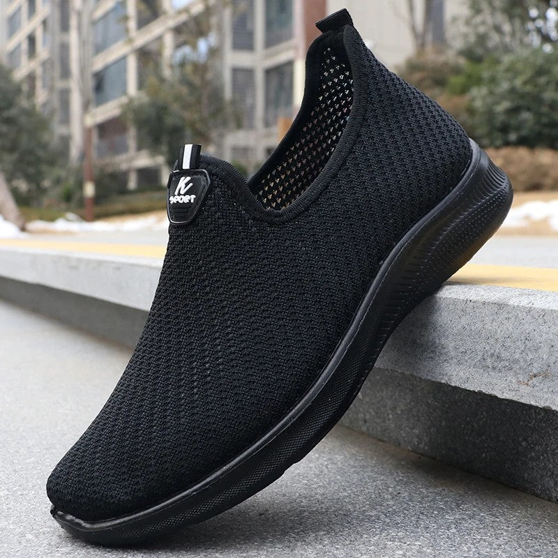 Momentum Knit Running Shoes