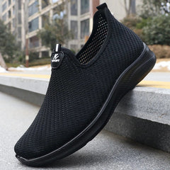 Momentum Knit Running Shoes