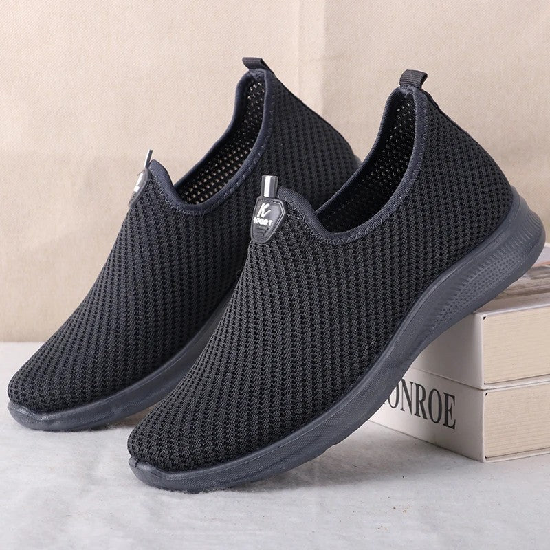 Momentum Knit Running Shoes