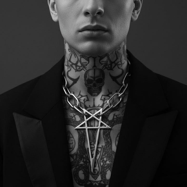Valois Rebel Chain Necklace