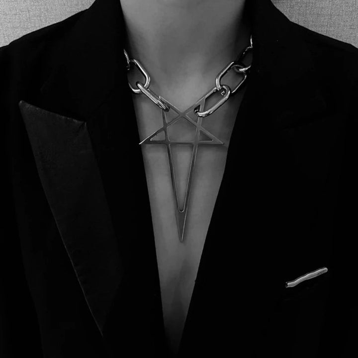 Valois Rebel Chain Necklace
